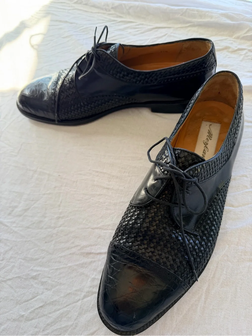 Mezlan Black Woven embossed croc Leather Lace-Up Oxfords
